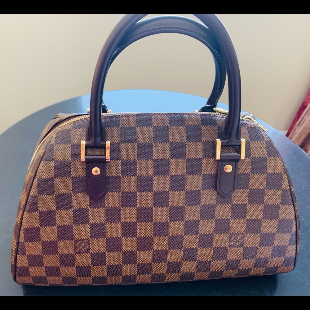 Authentic LV Ribera mm size - Picture 4 of 9